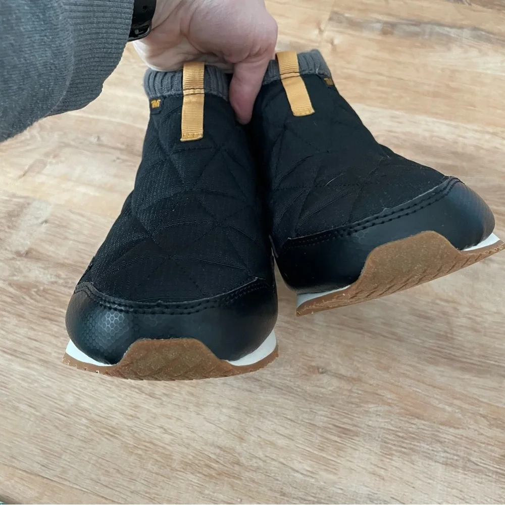 Teva Reember | EUC, Quilted Black/Tan‎ Mid Ankle Boots